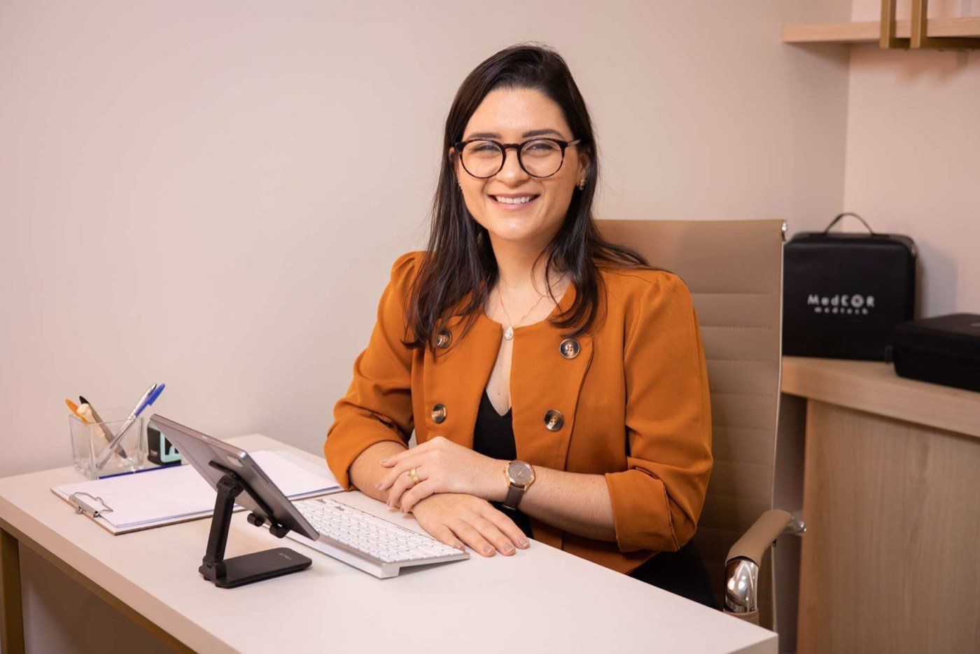 Dra. Lara Loiola, fisioterapeuta